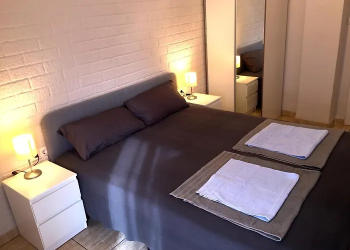 Cosy Flat With Excellent Location In Valencia!